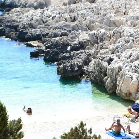 Luxury Fiscardo Walk - Heated Pool & Jacuzzi Vila