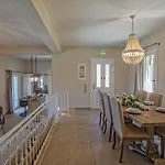 Βίλα Luxury Fiscardo Walk - Heated Pool & Jacuzzi