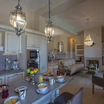 Luxury Fiscardo Walk - Heated Pool & Jacuzzi