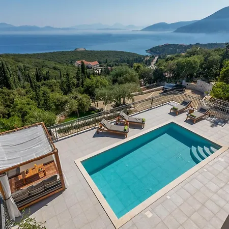 Luxury Fiscardo Walk - Heated Pool & Jacuzzi Φισκάρδο