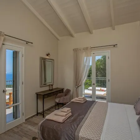 Luxury Above Emblisi , With Heated Pool ! Villa *