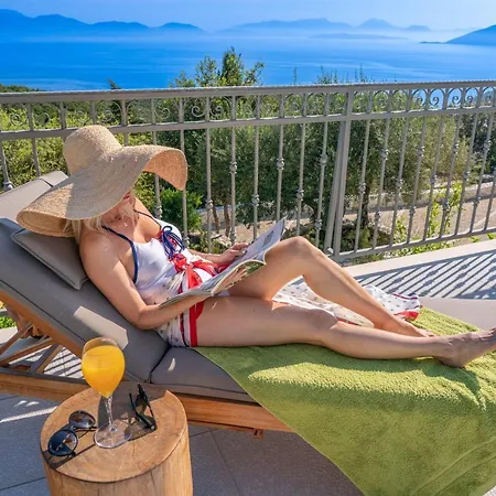 Luxury Above Emblisi , With Heated Pool ! * Fiskardo