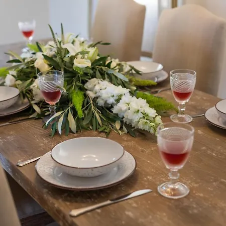 וילה Luxury Above Emblisi , With Heated Pool !