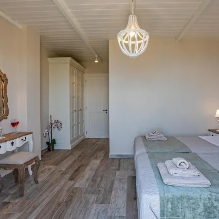 Luxury Fiscardo Walk - Heated Pool & Jacuzzi * 피스카던